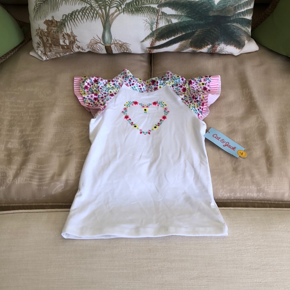 Cat & Jack Flowers/Heart Short Sleeve Rashguard/ Size: S (6/6X)